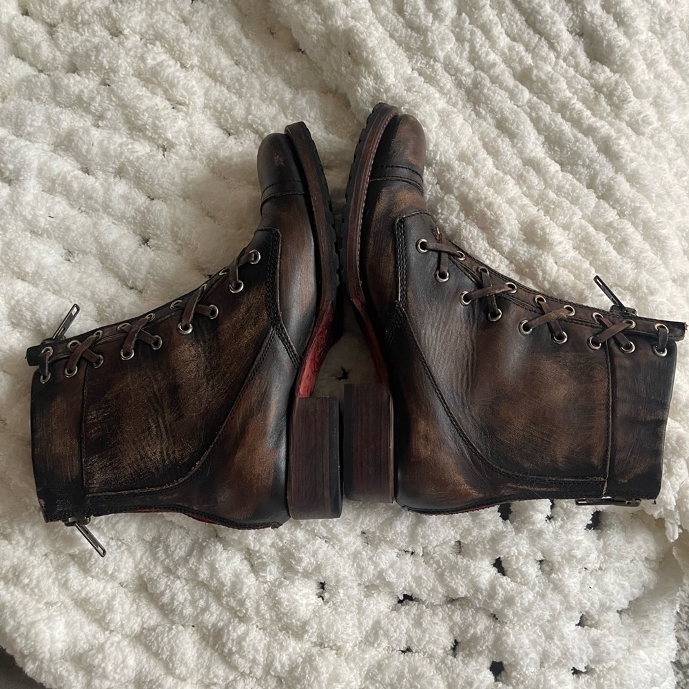 Freebird by Steven Liverpool Boot size 10 with Red Zipper Distresses Brown - Picture 8 of 11